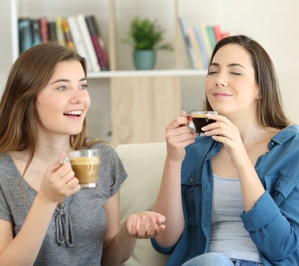 Koleżanki przychodzą na kawę? Pamiętaj o tych 5 dodatkach
